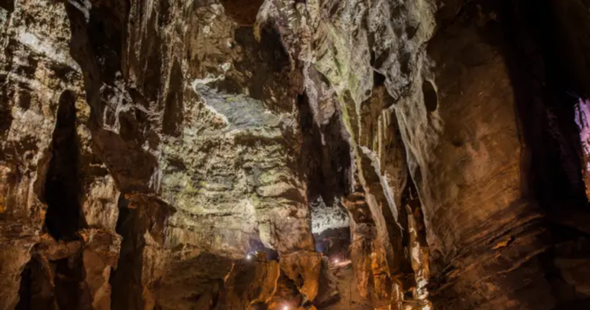 南アフリカの人類化石遺跡群の写真