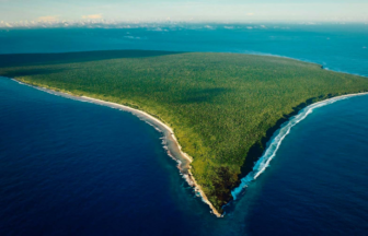 ヘンダーソン島の写真