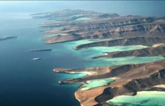 カリフォルニア湾の島々と自然保護区の写真