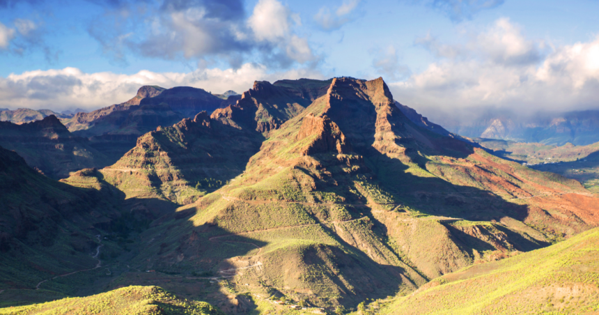 リスコ・カイドとグラン・カナリア島の聖なる山々の文化的景観の写真