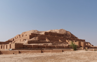 古代都市チョガー・ザンビールの写真