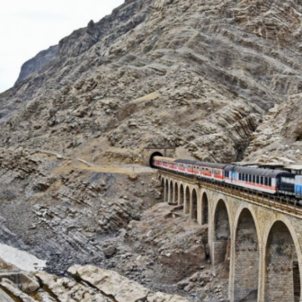 イラン縦貫鉄道の写真